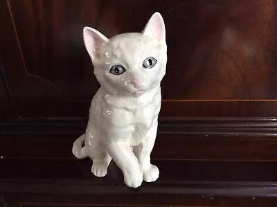 Buy Melba Ware White Persian Cat • 0.99£