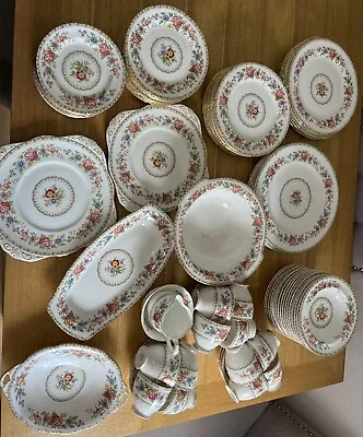 Buy Royal Grafton Malvern Large Set. (82 Pieces In Total) Excellent Condition. • 110£
