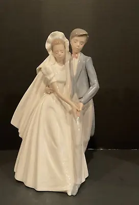 Buy NAO BY LLADRO Bride And Groom Wedding Couple Figurine - Unforgettable Dance 1247 • 41.62£