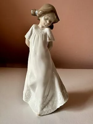 Buy Nao Figurine 'So Shy' Girl Figurine 1109 8  High (retired) • 12.99£