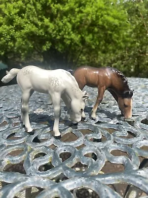 Buy Beswick 1st And 2nd Version Foal(Grazing) Model 946 A/f • 26£
