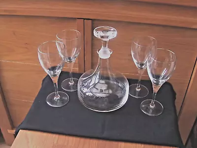 Buy Dartington Clear Ships Decanter & Set X4 Large Clear Wine Glasses. • 12.50£