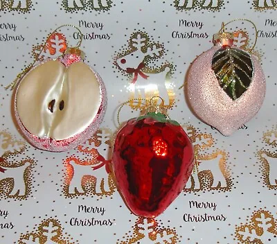 Buy GLASS CHRISTMAS TREE DECORATIONS Baubles Retro Fruits Apple Peach Strawberry    • 12.99£