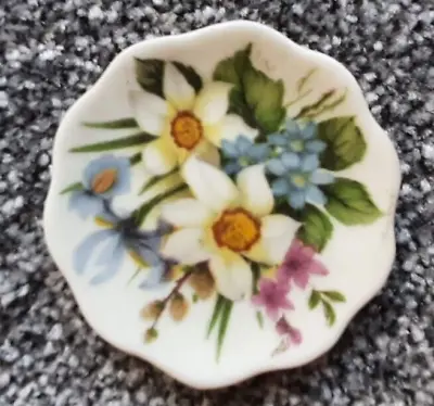 Buy Fenton China Miniature Ornamental Plate Featuring Daisys • 2.99£