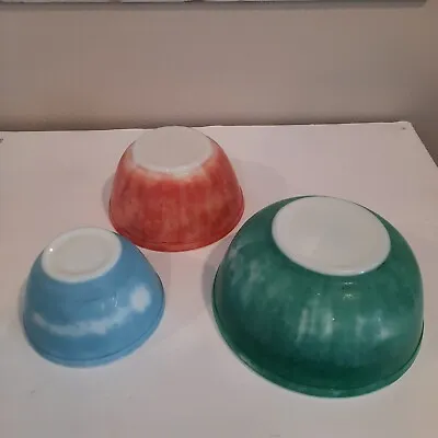 Buy Pyrex Mixing Bowls Nesting Set 3  Colors Red Green Blue Vtg Stachable Grannycore • 43.59£