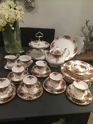 Buy ROYAL ALBERT OLD COUNTRY ROSES Six Person Dinner & Tea Set Service Teaset  35pce • 119.99£