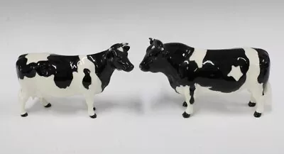 Buy Beswick Friesian Cow And Bull, CH Coddington & CH Claybury Leegwater • 100£