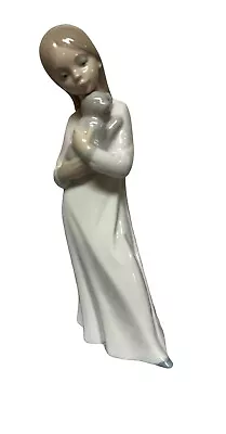 Buy Lladro “Girl Holding Dog” Figurine Made In Spain. Mint Condition • 168.09£