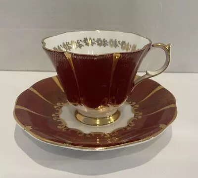 Buy Vtg Queen Anne Bone China Red & Gold Fluted Tea Cup & Saucer Made In England • 24.18£