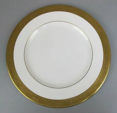 Buy Wedgwood Ascot Plate: Salad / Luncheon / Starter. White & Gold Bone China. 8  • 22.99£
