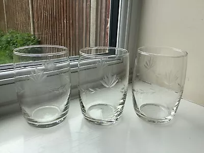 Buy Vintage Set Of 3 Etched Facet Cut Glass Whiskey Glasses/Tumblers • 0.99£