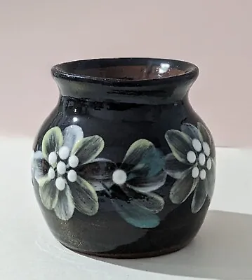 Buy Haseley Manor Isle Of Wight Studio Pottery Vase Iow • 6.50£