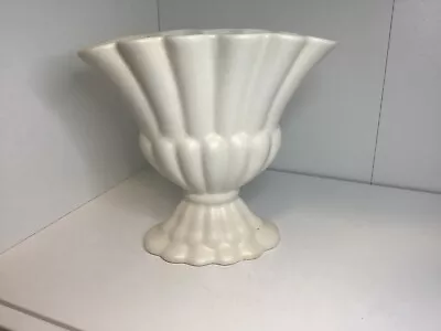 Buy Vintage. Shorter And Sons. Cream. Off White. Fluted Fan Vase Height 18.5cm. MCM. • 16£