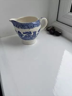 Buy Blue & White China “ Willow Pattern  Chipped Jug “ Alfred Meakin • 2£