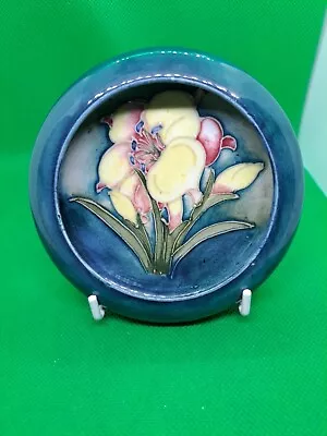 Buy  Moorcroft African Lily Pottery Bowl  • 70£