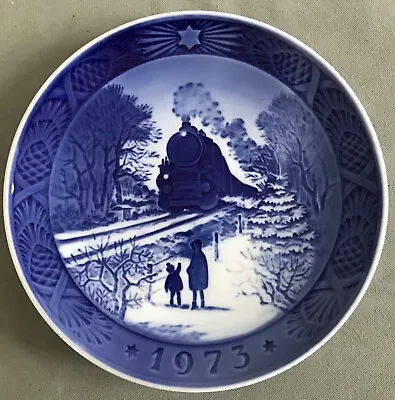 Buy Danish Royal Copenhagen 7 /18cm China Plate  Going Home For Christmas  (1973) • 16.25£