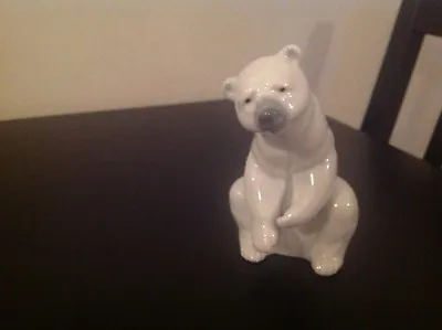Buy Llardro - Resting Polar Bear • 28£