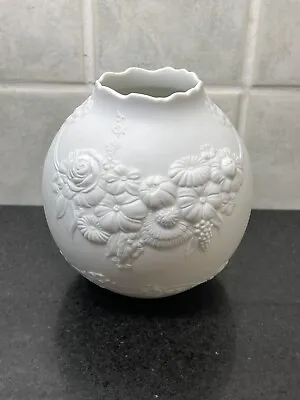 Buy Kaiser Vase White Bisque Round Floral Porcelain Signed M. Frey 1347 -12cm X 12cm • 21.26£