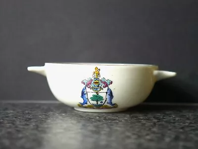 Buy CRESTED CHINA  HIGHLAND CUASH Or WHISKEY CUP  With A GLASGOW CREST  GOSS CHINA • 5.50£