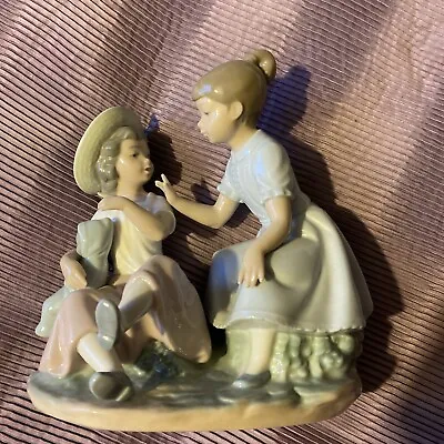 Buy Lladro Figurines 2 Ladies With Baby 525? • 19.99£