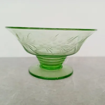 Buy Green Glass Eteched Glass Pedestal Bowl Bird Fruits Antique Glow • 18.99£