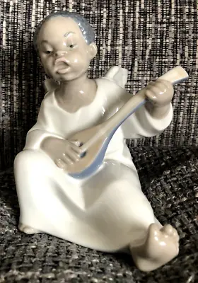 Buy LLADRO Figure ANGEL 4537 Black Legacy Collection Playing Lute Guitar 11cm MINT • 49.99£