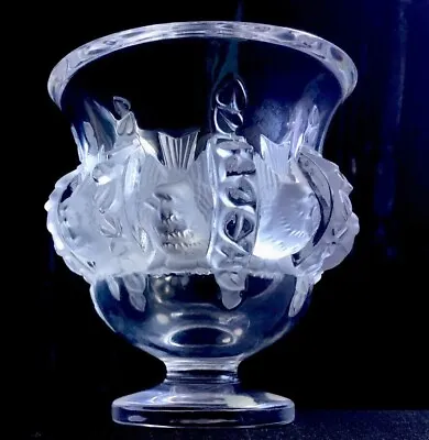 Buy Lalique Dampierre Vase Sweet Sparrows In Relief - Simply Luxury-rare • 350£