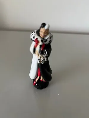 Buy Disney Cruella De Ville Figurine • 1.98£