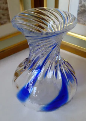 Buy Vintage Langham Swirl Art Glass Vase • 9£
