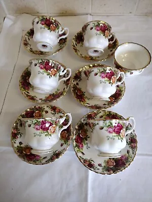 Buy Royal Albert Old Country Roses.13 Piece Teaset • 30£
