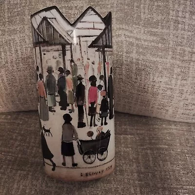 Buy Market Scene By Lowry - Silhouette D'art Vase By Beswick • 40£