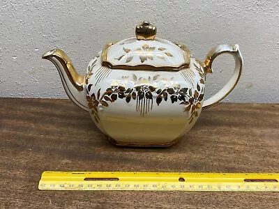 Buy Vintage Sadler Teapot Ivory Colored W/ Gold Trim ~ Made In England ~2658 ~NICE ! • 408.21£