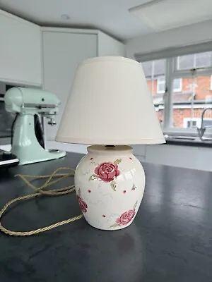 Buy Emma Bridgewater Rose And Bee Lamp • 10.50£