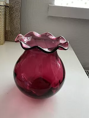 Buy Vintage Piligrim Cranberry Glass Vase  • 19.99£