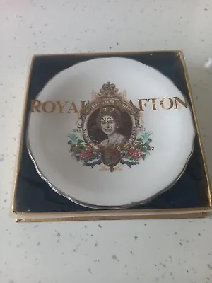 Buy Vintage Royal Grafton Queen Elizabeth Fine Bone China Commemorative Dish / Bowl  • 9.99£