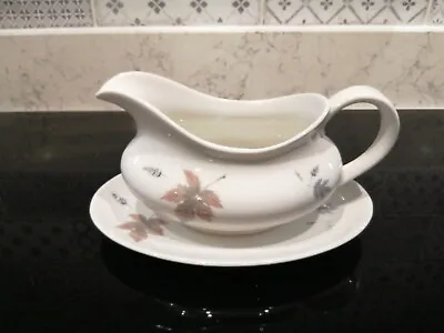 Buy Royal Doulton Tumbling Leaves Gravy Boat W/ Stand Translucent China White  • 7.99£