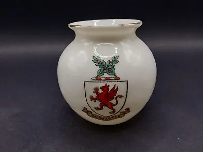 Buy Crested China - BOSCASTLE Crest - Glastonbury Vase - Goss. • 5£