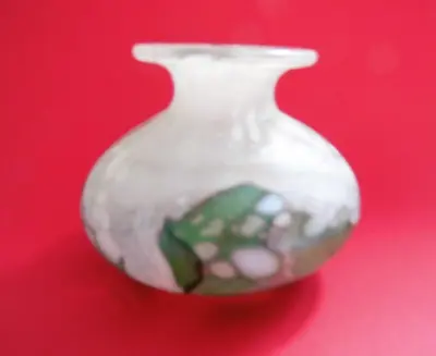 Buy A Isle Of Wight Studio Glass Vase • 45£