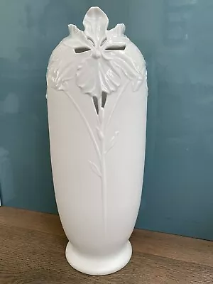 Buy Stylish Rare Large Franz White Iris Flower Porcelain Vase FZ00200 • 49£