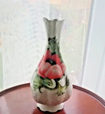 Buy Aynsley Bone China Footed And Embossed Bud Vase - Chelsea Flowers • 17£
