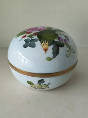 Buy Herend Of Hungary Hand Painted Vintage Lidded Trinket Box 9.5 Cm Across (A/F) • 17.50£