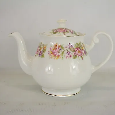 Buy COLCLOUGH Wayside Vintage Bone China Teapot - EHB • 49.99£