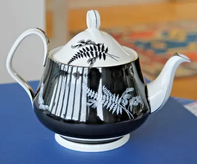 Buy Vintage Royal Albert 'Night & Day' Pattern Teapot 2 Pint Capacity • 49.99£