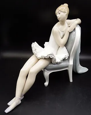 Buy Lladro #4847 Ballerina Sitting On A Chair -tiny Chip • 151.39£