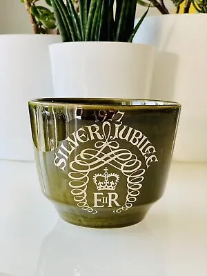 Buy Honiton Pottery Queens Silver Jubilee Plant Pot 1977 • 12.99£