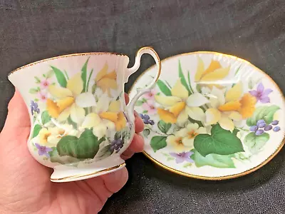 Buy Daffodil's! Flowers Queen's China Teacup Saucer Country Cottage Chic Bone China • 20.14£
