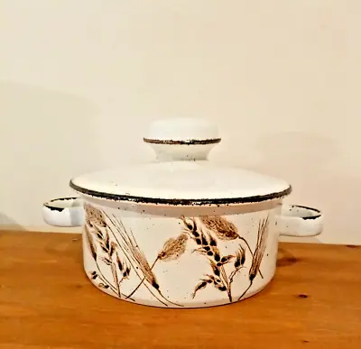 Buy Wedgwood Midwinter Stonehenge Wild Oats Covered Casserole 7.5 Inch • 35£
