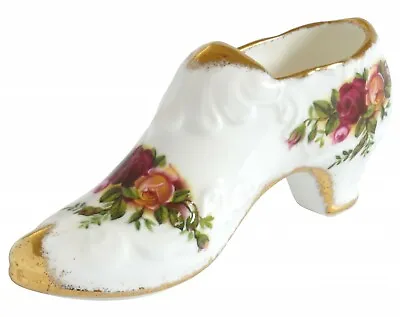 Buy Royal Albert Shoe Posy Miniature  Old Country Roses • 7£