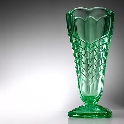 Buy Vintage Davidson Chevron Clear Green Glass Vase Art Deco 8  Tall 1930s VGC 800g • 44.60£
