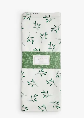 Buy Sophie Conran For Portmeirion Mistletoe Cotton Table Runner, 250cm, White/Green • 18.50£